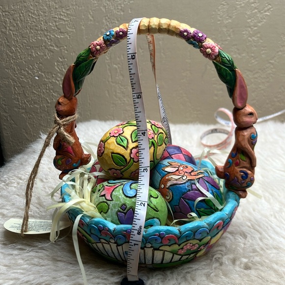 Jim Shore Hunting Eggs Finding Joy Basket With Eggs - Picture 11 of 11